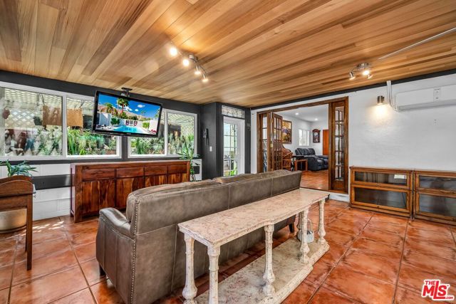 8732 Villanova Avenue, Los Angeles CA: https://media.crmls.org/mediaz/a0e99d68-2dc5-49fc-9606-6320e2dde280.jpg