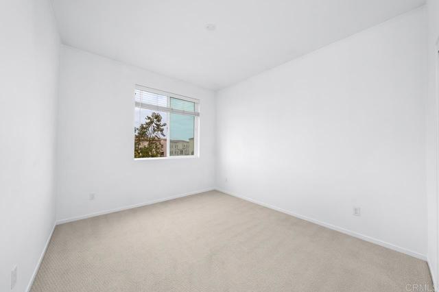 Detail Gallery Image 17 of 49 For 5232 Beachfront Cove St #81,  San Diego,  CA 92154 - 4 Beds | 3/1 Baths