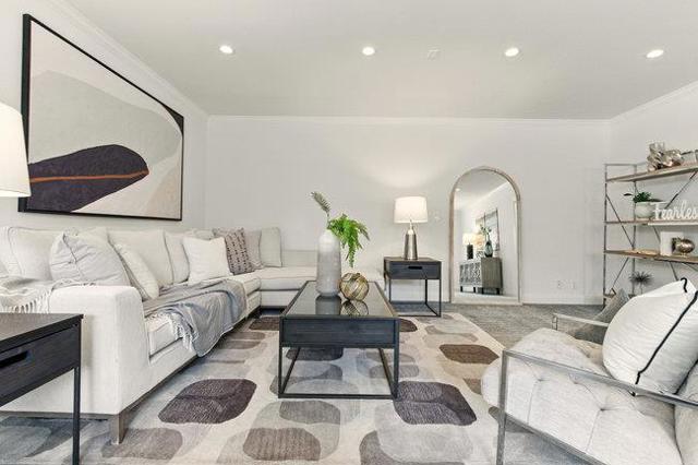 698 Emerald Hill Road, Redwood City CA: https://media.crmls.org/mediaz/a0eb56c1-e18d-46b2-bb71-22f8fba30221.jpg