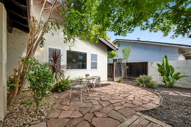 2305 Oak Flat Road, San Jose CA: https://media.crmls.org/mediaz/a0ec283e-9d1b-43de-838e-4343f19ecabd.jpg