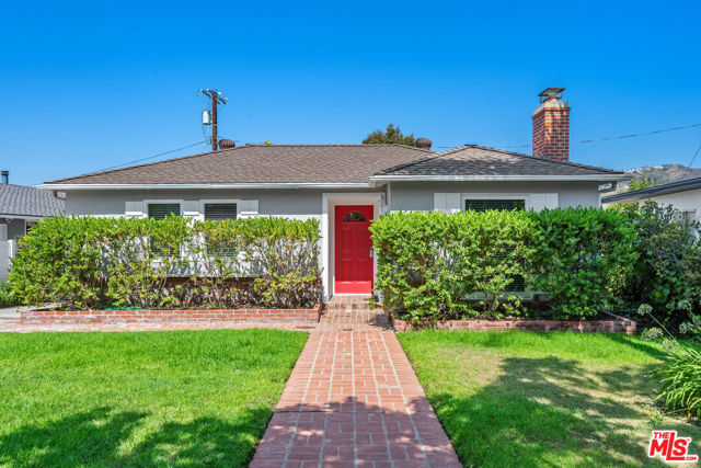 769 Wildomar, Pacific Palisades CA: https://media.crmls.org/mediaz/a0ed02ca-8796-448e-8683-6c0b4b3d5eae.jpg