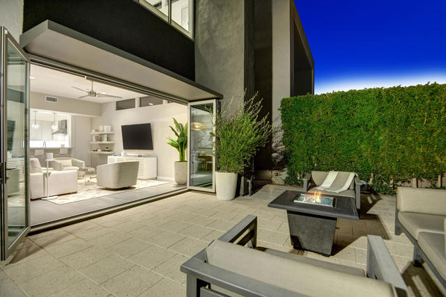 Image 11 of 31 For 329 Goleta Way