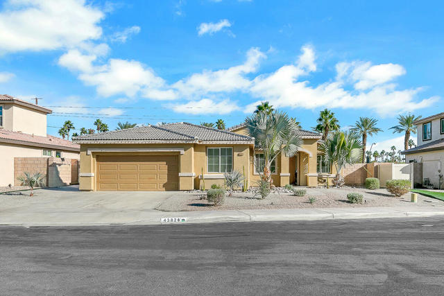 43820 Cape Cod Court, Indio CA: https://media.crmls.org/mediaz/a0ee34a7-18c9-4da5-a960-c62f4e4720c5.jpg