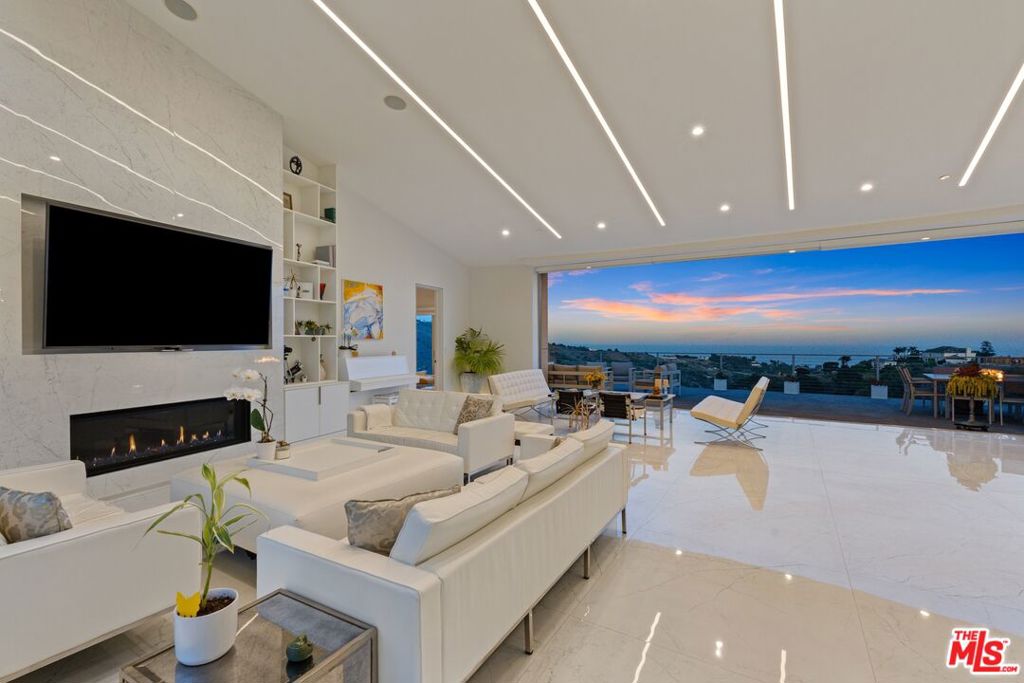 MLS #26875897 image #42