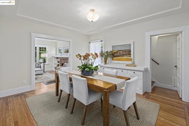 1081 Keith Ave, Berkeley CA: https://media.crmls.org/mediaz/a0ef25e0-876d-4baf-ba83-8a4e8be79695.jpg