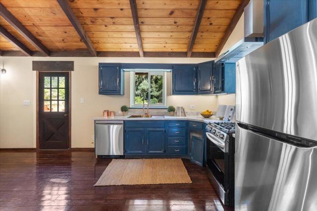 211 Hidden Lane, Santa Cruz CA: https://media.crmls.org/mediaz/a0ef2c9f-fcab-4708-aa4b-95aafa619a3d.jpg