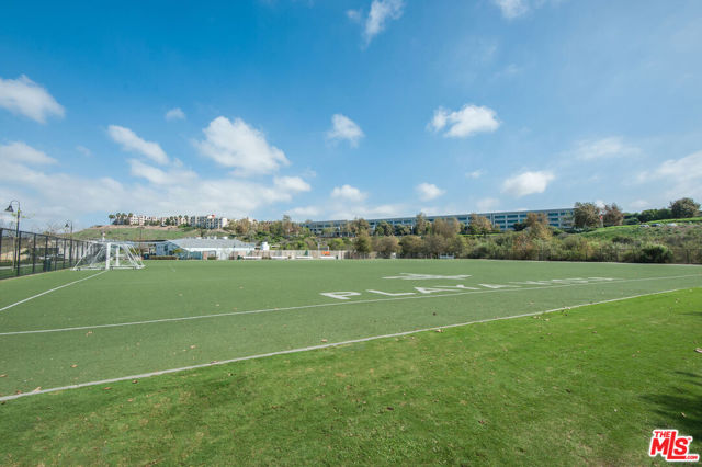 12936 Discovery, Los Angeles CA: https://media.crmls.org/mediaz/a0ef36d3-3d30-4a85-93d3-dc0699a652eb.jpg