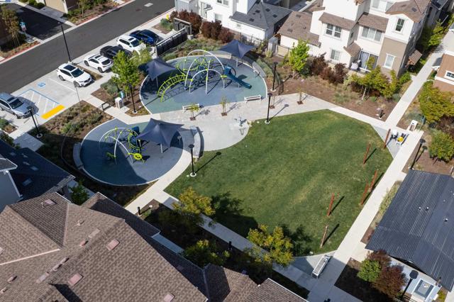 37389 Salt Grass Rd, Newark CA: https://media.crmls.org/mediaz/a0ef5e31-1d56-4f21-b6a6-dba795d213a3.jpg