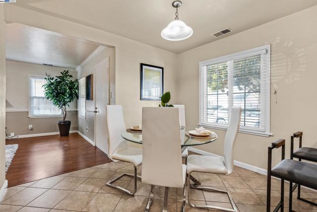 15028 Grenda St, San Leandro CA: https://media.crmls.org/mediaz/a0f054fa-b728-422b-8fb4-c16989bd8bdc.jpg