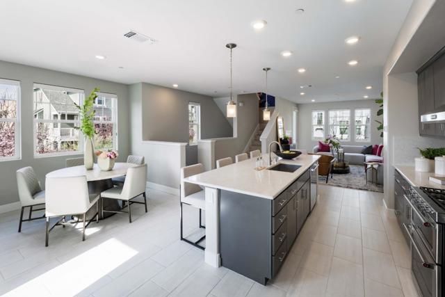 259 Orbit Way, Mountain View CA: https://media.crmls.org/mediaz/a0f06bf7-844e-4a54-97ea-7ba5da1b440a.jpg