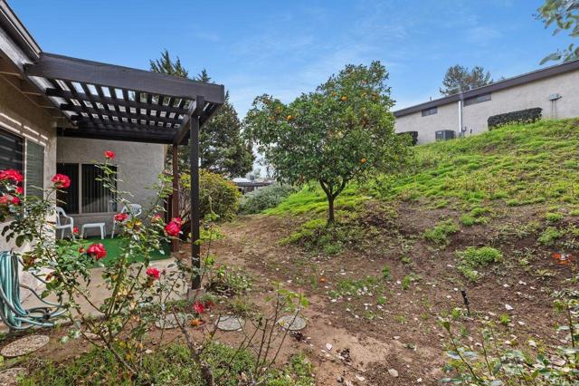 Detail Gallery Image 20 of 39 For 727 Nob Cir, Vista,  CA 92084 - 2 Beds | 2 Baths