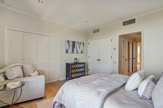 40 W 3rd Avenue, San Mateo CA: https://media.crmls.org/mediaz/a0f39cca-9b04-47dd-ba62-f1f5fe73dec6.jpg