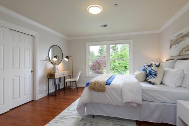 510 Oak Park Way, Redwood City CA: https://media.crmls.org/mediaz/a0f46ed0-fce4-4a84-832f-47869d15bb06.jpg