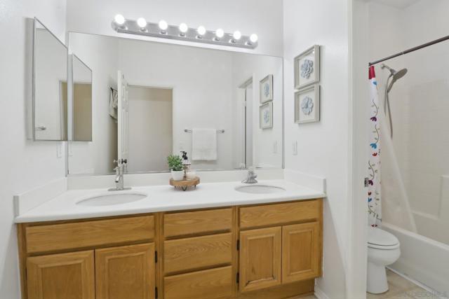 11856 Miro Circle, San Diego CA: https://media.crmls.org/mediaz/a0f4f5d3-97d7-42f5-b738-196b8db79e69.jpg