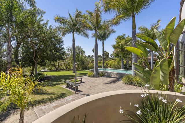 Detail Gallery Image 34 of 49 For 16733 Calle Hermosa, San Diego,  CA 92127 - 6 Beds | 6/1 Baths