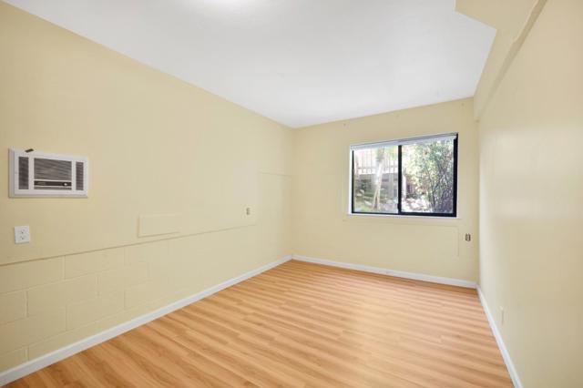 17855 Kiowa Trail, Los Gatos CA: https://media.crmls.org/mediaz/a0f566ea-9fe6-433d-8d10-8a36909cf229.jpg