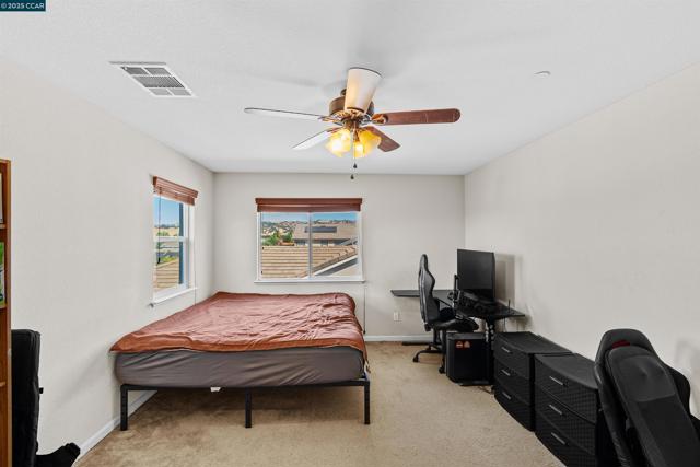 3826 Danbury Way, Fairfield CA: https://media.crmls.org/mediaz/a0f58045-11e9-43f9-9694-f2378f6decba.jpg