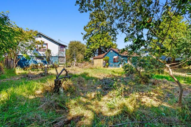 1430 Merrill Street, Santa Cruz CA: https://media.crmls.org/mediaz/a0f5ba00-6c49-4aac-b6ed-3d1f1a2d38d7.jpg