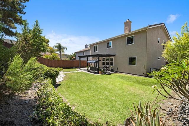 1218 Corte Zafiro, San Marcos CA: https://media.crmls.org/mediaz/a0f6ae61-9393-45ee-be00-039704c6fd1e.jpg