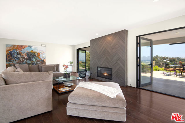 Drew Fenton | 17438 Revello Drive Pacific Palisades CA | MLS: 7251367