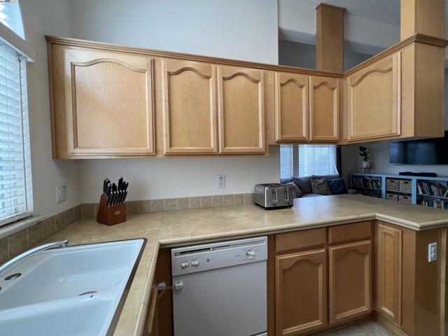 1220 Tasman Dr., Sunnyvale CA: https://media.crmls.org/mediaz/a0f9ff6a-611d-494b-bac8-cbfdc37c1cf1.jpg