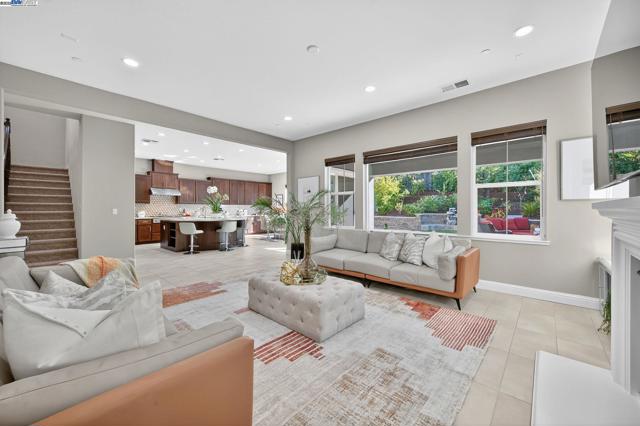 7058 Atlas Peak Dr, Dublin CA: https://media.crmls.org/mediaz/a0fab1b8-0a9d-4120-bda2-19d32929271e.jpg