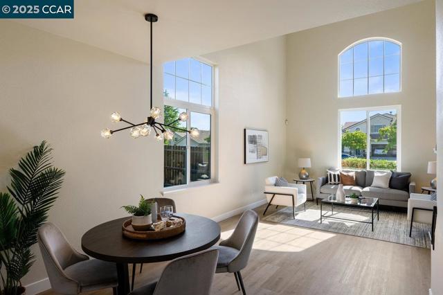 4107 Wheat Ct, Tracy CA: https://media.crmls.org/mediaz/a0fb6cf9-4d95-4159-a840-081cc056fad1.jpg