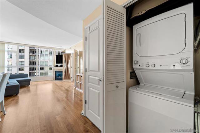 555 Front St, San Diego CA: https://media.crmls.org/mediaz/a0fc5a4b-5a43-4a11-a762-08d9cc2736a3.jpg