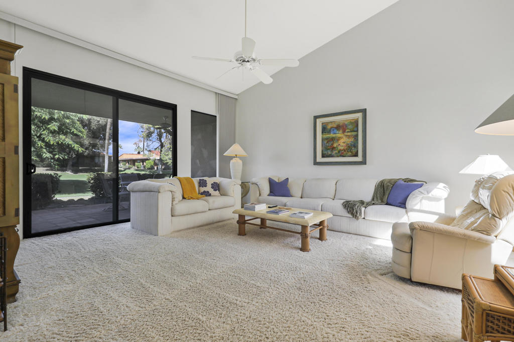 MLS #219136943PS image #2