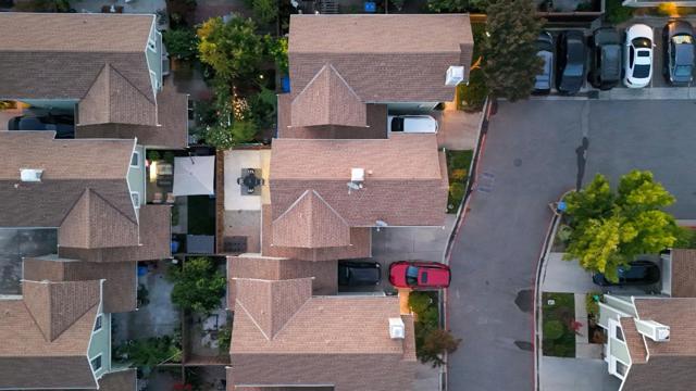 1057 Rymar Place, San Jose CA: https://media.crmls.org/mediaz/a0fcc5ee-9585-4459-8719-804da4244a94.jpg