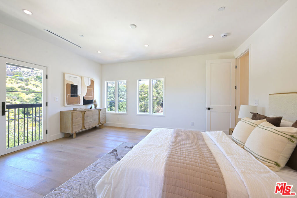 MLS #26860655 image #35