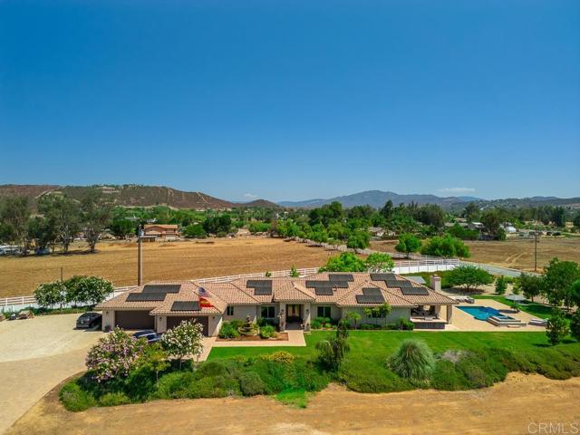 Detail Gallery Image 2 of 56 For 955 Heritage Ranch Rd, Ramona,  CA 92065 - 4 Beds | 3/1 Baths