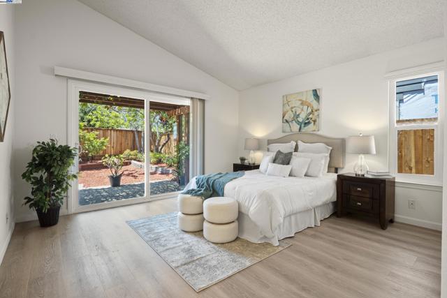 139 Justin Cir, Alameda CA: https://media.crmls.org/mediaz/a0fe3d56-7b10-456f-99dd-57b8b3e1e69d.jpg