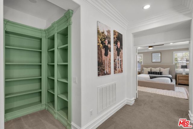 638 Oak Tree Court, Simi Valley CA: https://media.crmls.org/mediaz/a0fe8555-dde0-4c33-8dd1-9d704a75000a.jpg