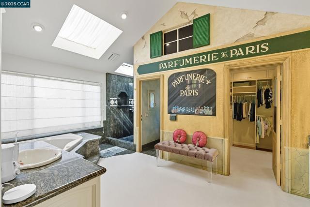 4355 Quail Run Ln, Danville CA: https://media.crmls.org/mediaz/a0ff424b-6235-4dec-8885-123349dc0152.jpg
