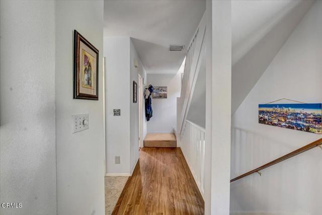 Detail Gallery Image 12 of 41 For 4558 Jessica Dr, Los Angeles,  CA 90065 - 3 Beds | 2/1 Baths