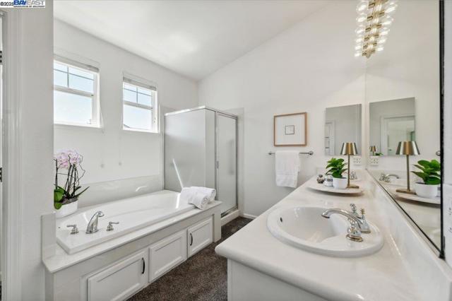 4946 Sequoia Ave, Dublin CA: https://media.crmls.org/mediaz/a1023d26-16c9-4e07-8f4e-e2a9b5c8fc23.jpg