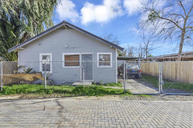 Image 22 of 34 For 2343 Erickson Street