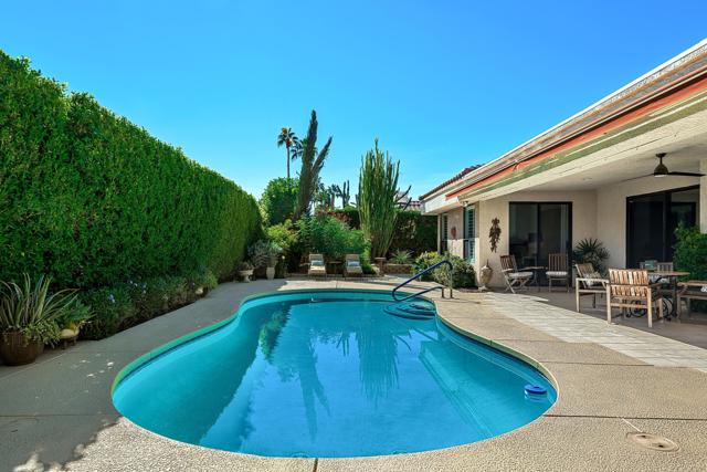 21 Mission Palms W, Rancho Mirage, CA 92270