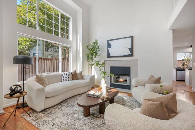 445 Mcdonnel Road, Alameda CA: https://media.crmls.org/mediaz/a10527a2-a7e4-407b-b277-56e26e358f78.jpg