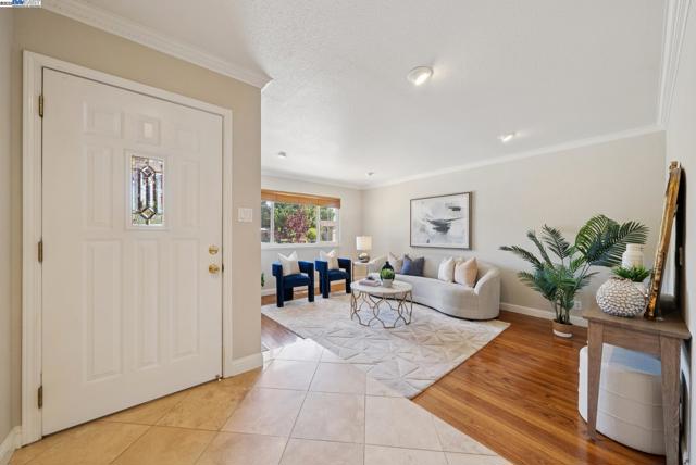 457 Coleen St, Livermore CA: https://media.crmls.org/mediaz/a1063746-e53b-46c1-9982-73db17535bec.jpg