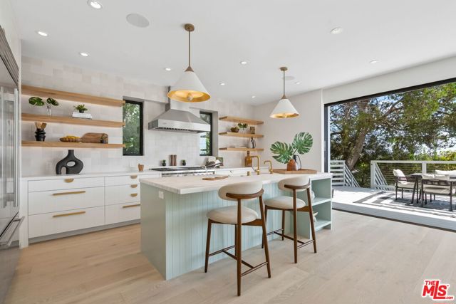 13048 Rose Avenue, Los Angeles CA: https://media.crmls.org/mediaz/a10663d7-6fad-46ea-bd3c-11508792d8b0.jpg