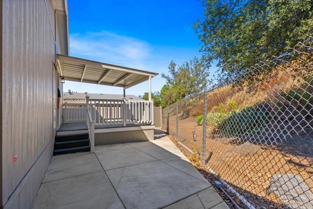 2400 Alpine Boulevard, Alpine CA: https://media.crmls.org/mediaz/a1067004-e183-4a22-9d63-e4cb80eb15ab.jpg