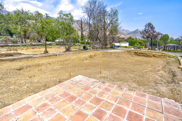 Detail Gallery Image 6 of 15 For 2899 N Mount Curve Ave, Altadena,  CA 91001 - – Beds | – Baths