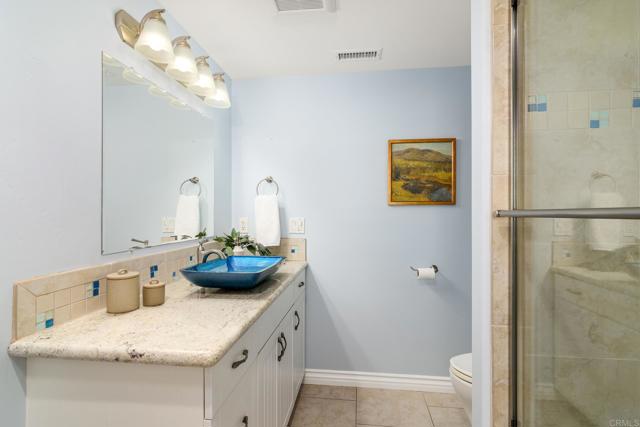 Image 32 of 45 For 1822 Burroughs St