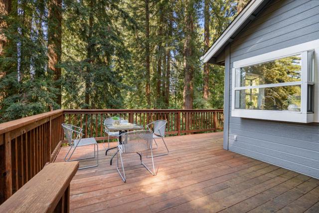 22021 Old Santa Cruz Highway, Los Gatos CA: https://media.crmls.org/mediaz/a107ebd8-b964-4773-8b13-b21b65cb2571.jpg