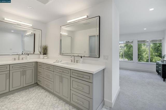 2175 Cactus Ct, Walnut Creek CA: https://media.crmls.org/mediaz/a107f259-6422-483c-a1ee-ab927d66e4c6.jpg