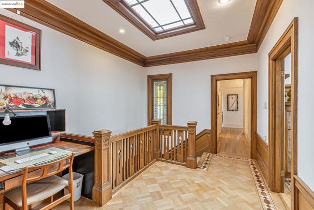 2033 Clement St, San Francisco CA: https://media.crmls.org/mediaz/a108e890-cd79-40a6-aa4b-098b33eba5ee.jpg