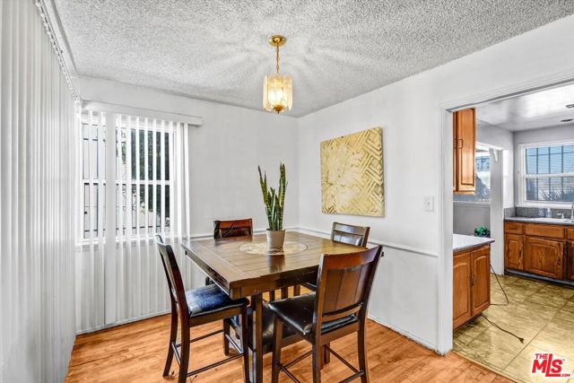 1616 W 108th Street, Los Angeles CA: https://media.crmls.org/mediaz/a1092c01-27c3-41cd-981d-d443aa549e4d.jpg