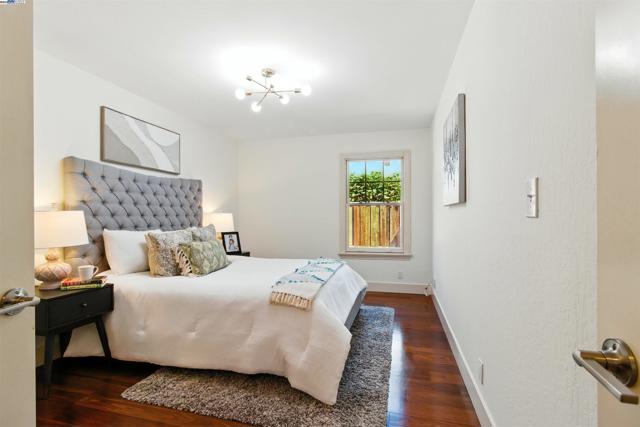 2673 Velvet Way, Walnut Creek CA: https://media.crmls.org/mediaz/a10b292e-ec79-4c3d-876b-a3de6f3cf21f.jpg